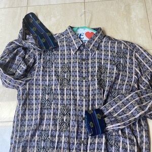 Embroided Robert Graham Long Sleeved Shirt